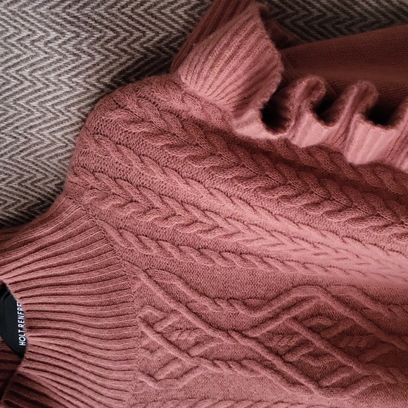 NWOT Massimo Dutti Wool & Cashmere Blend Ruffled Mockneck Sweater - Picture 3 of 16